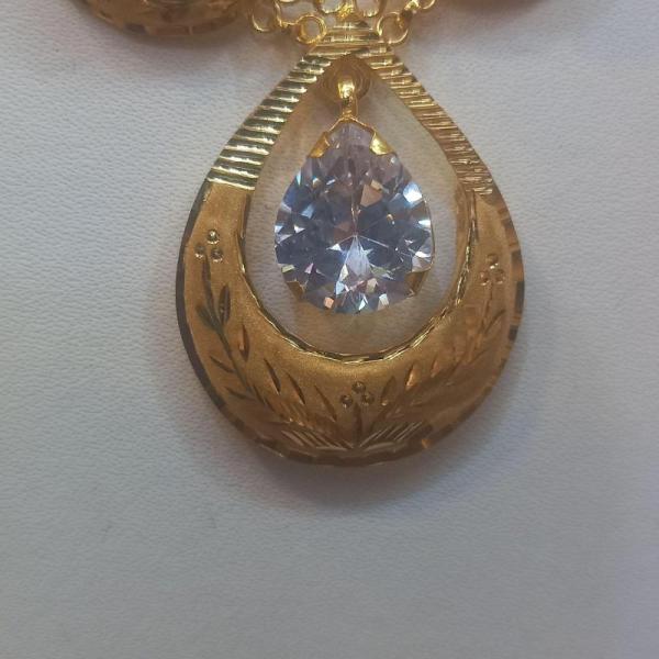 Gold navaratna necklace