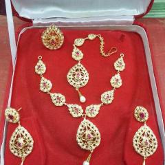 Gold Necklace Set